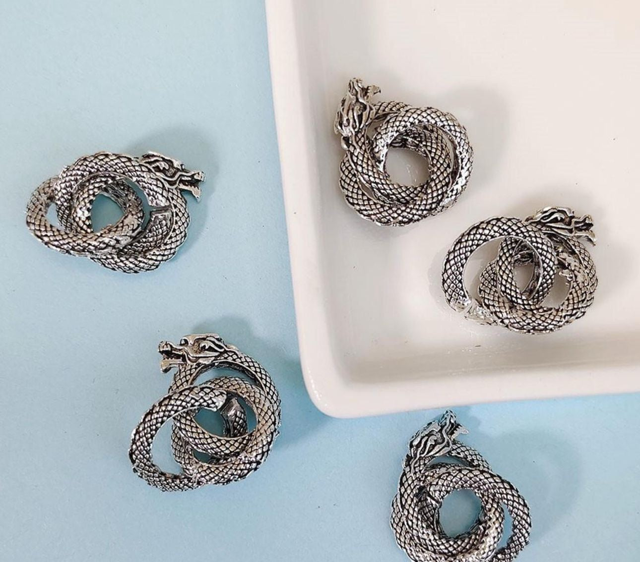 Dragon 🐉 Spacer