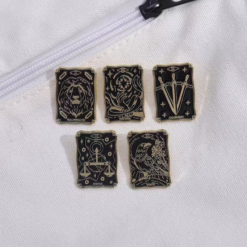 Tarot pendant charms