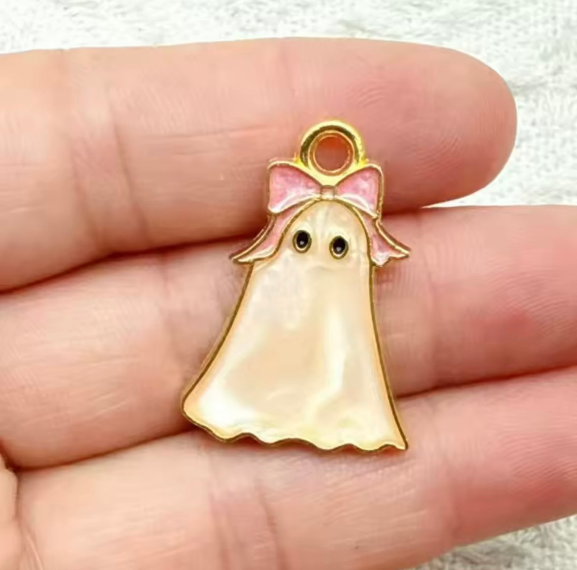 Boo with Bow 🎀 Charms